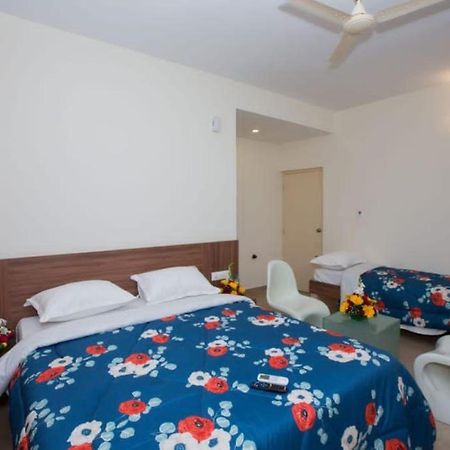 Hotel Vijaya Lakshmi Residency - Yeshwanthpur Бангалор Экстерьер фото