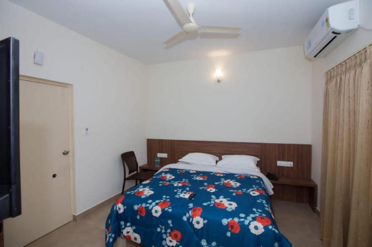 Hotel Vijaya Lakshmi Residency - Yeshwanthpur Бангалор Экстерьер фото