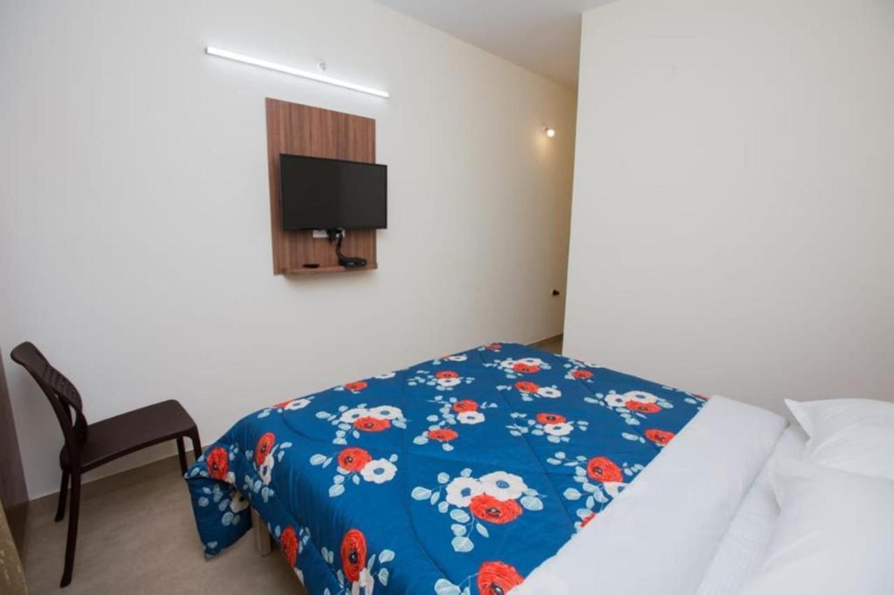 Hotel Vijaya Lakshmi Residency - Yeshwanthpur Бангалор Экстерьер фото