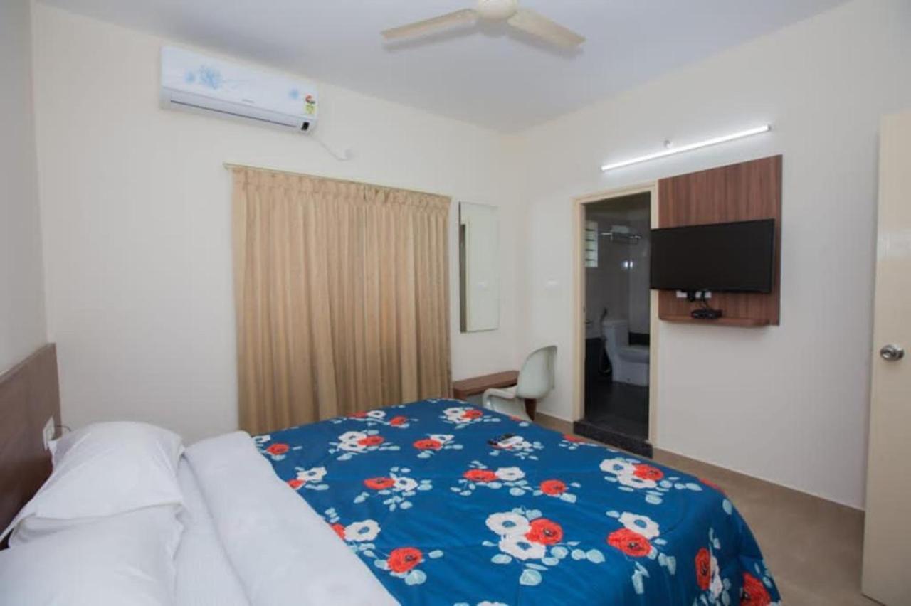 Hotel Vijaya Lakshmi Residency - Yeshwanthpur Бангалор Экстерьер фото