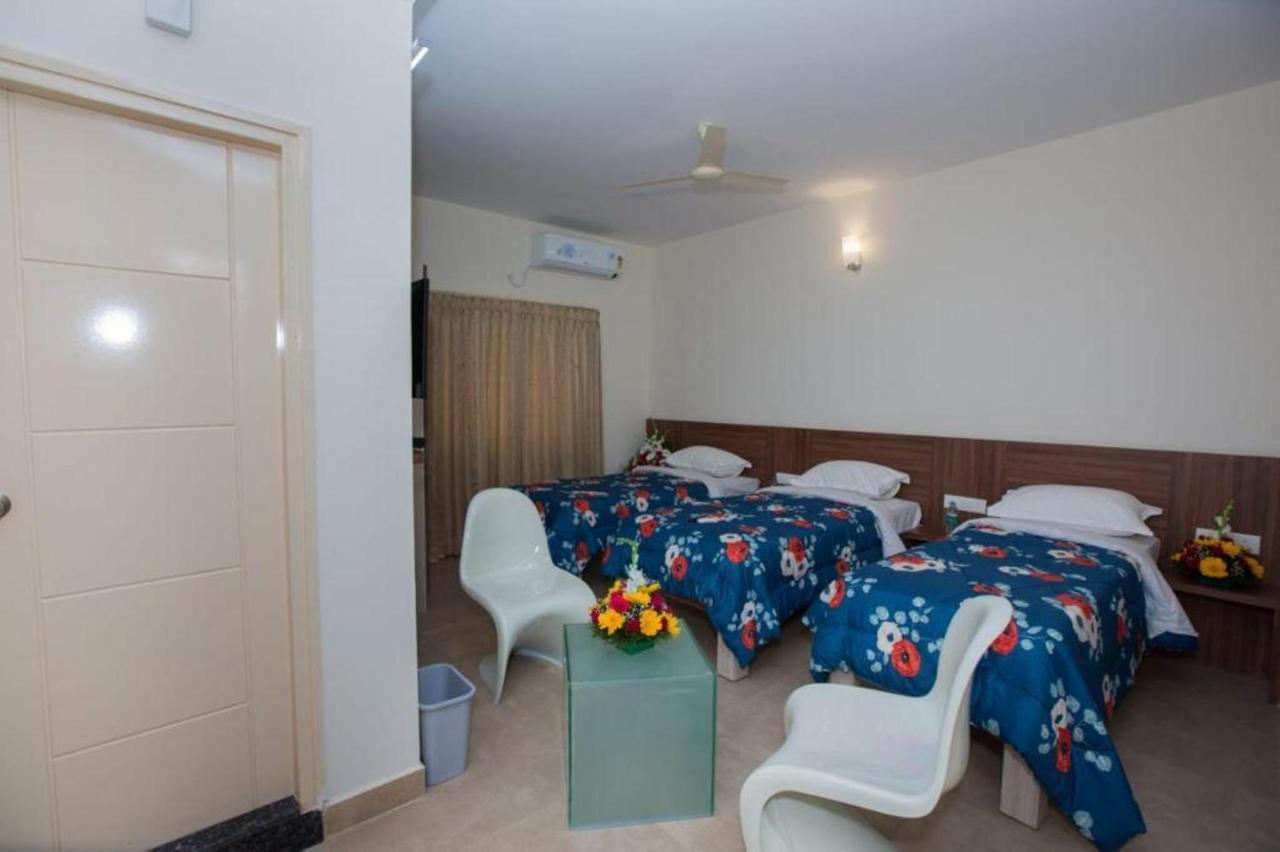 Hotel Vijaya Lakshmi Residency - Yeshwanthpur Бангалор Экстерьер фото